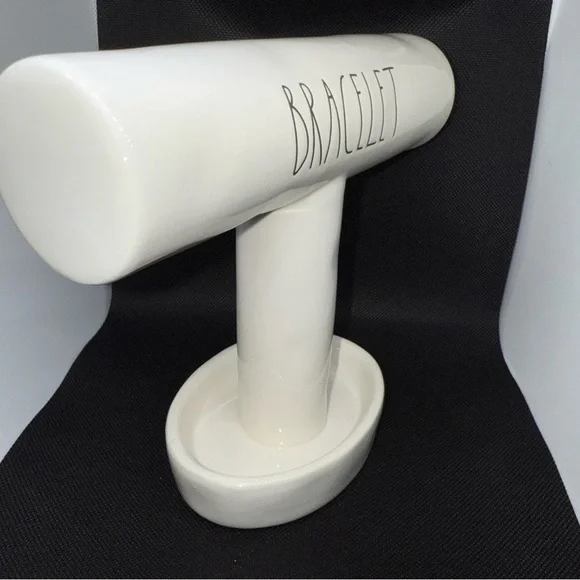 BRACELET RAE DUNN ARTISAN COLLECTION BRACELET RING HOLDER WHITE BY MAGENTA #189 - Picture 7 of 8